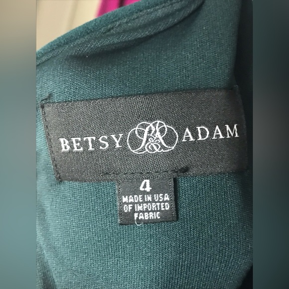 Betsy & Adam One Shoulder Green Dress - 4 - Picture 5 of 6